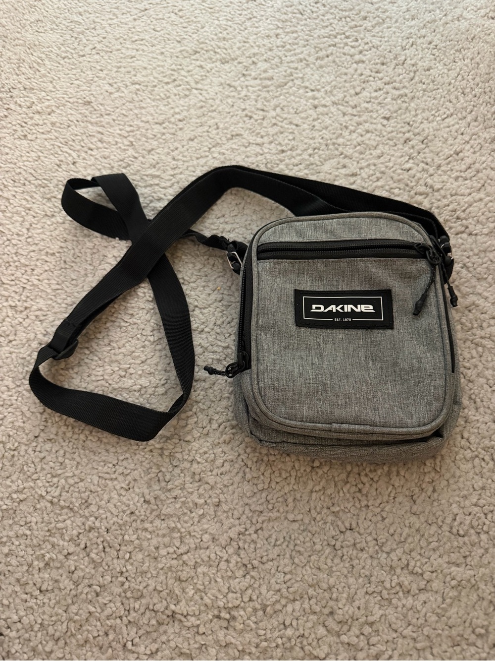 Dakine Gray Compact Crossbody Belt Bag with Black Strap